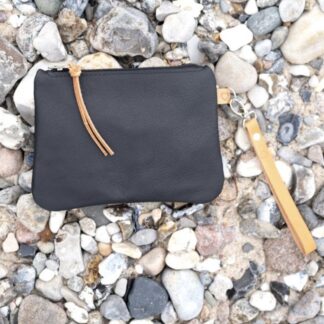 Petit Clutch